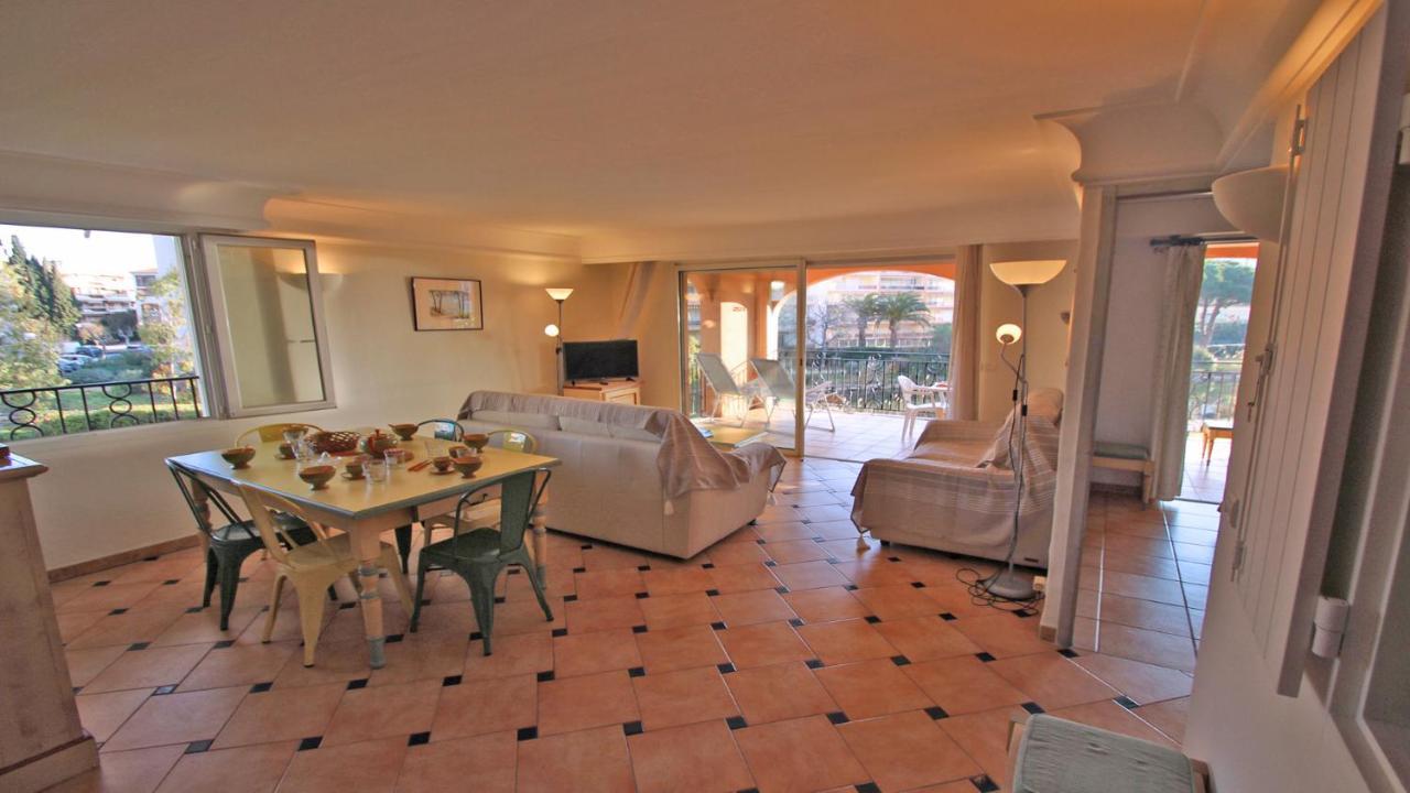Port Marine Apartment Sainte-Maxime Ngoại thất bức ảnh